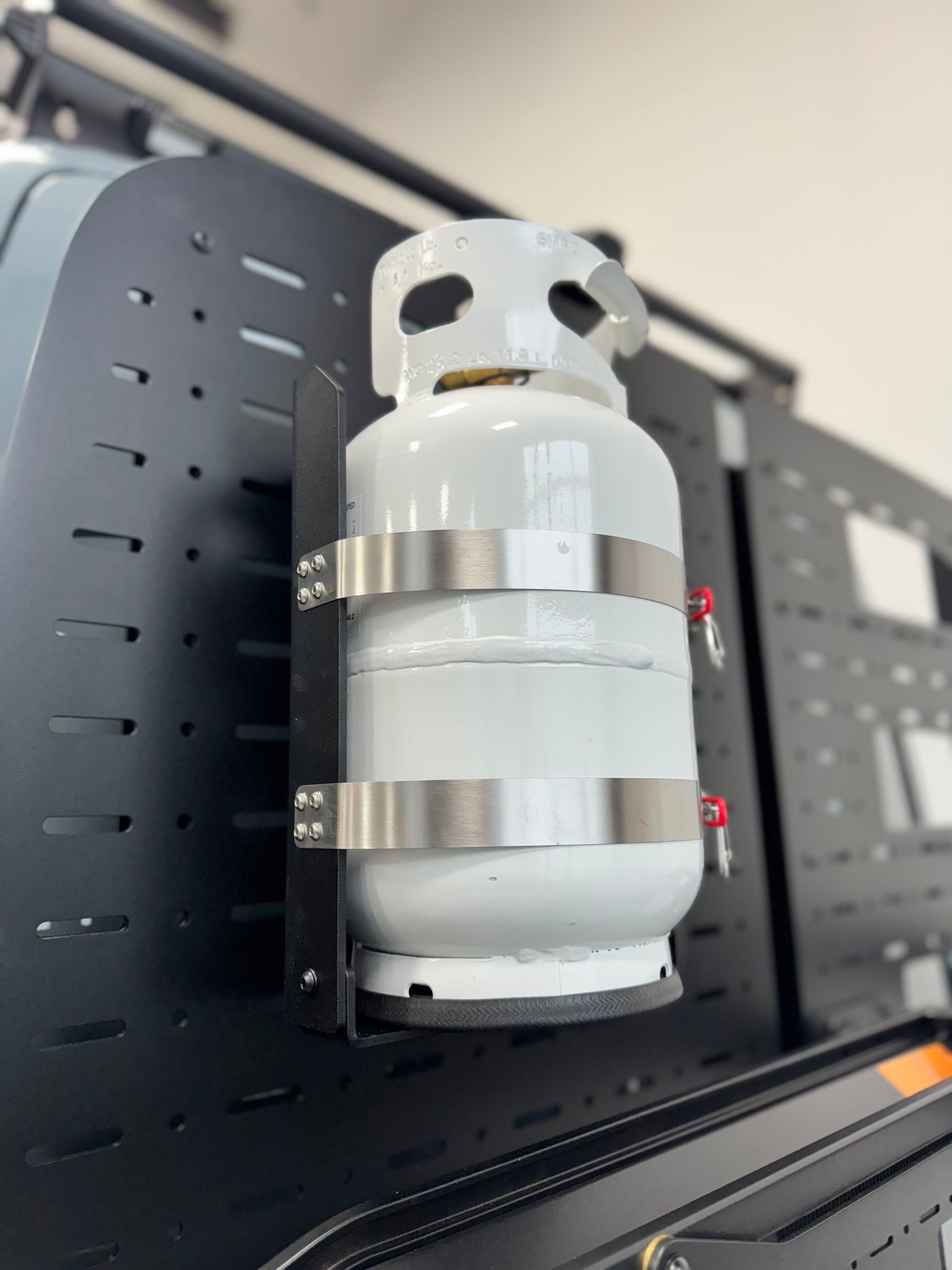 Shuksan PS-10 & PS-20 Propane Shuttle  |  10lb & 20lb Propane Tank Mounts for Vans, Campers & Overlanders