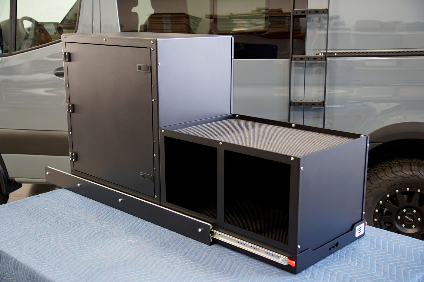 Modular Van Rack Storyteller MCS (Modular Cabinet System) – Shuksan Vans